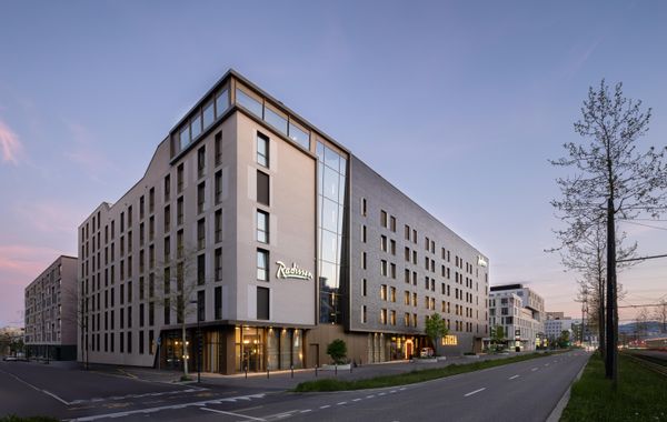 Radisson Hotel & Suites Zurich