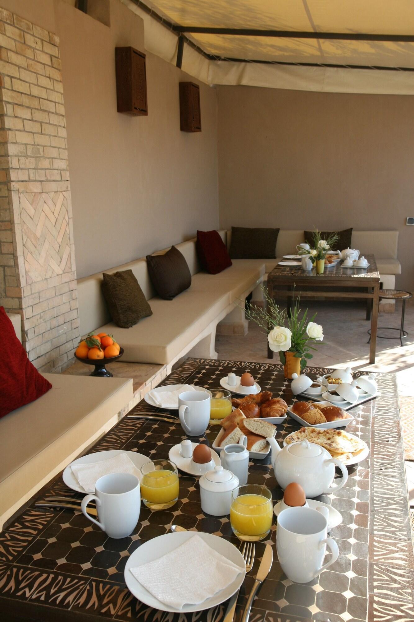 Vista Lobby Riad Vanilla Sma