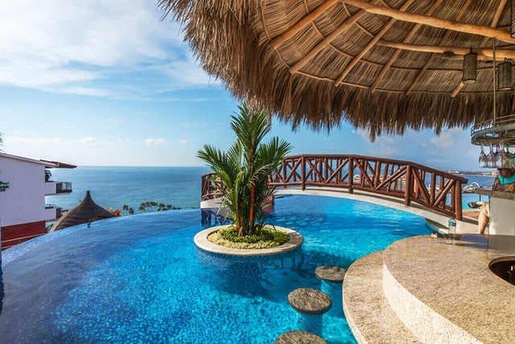 Varios Condominios 220PR