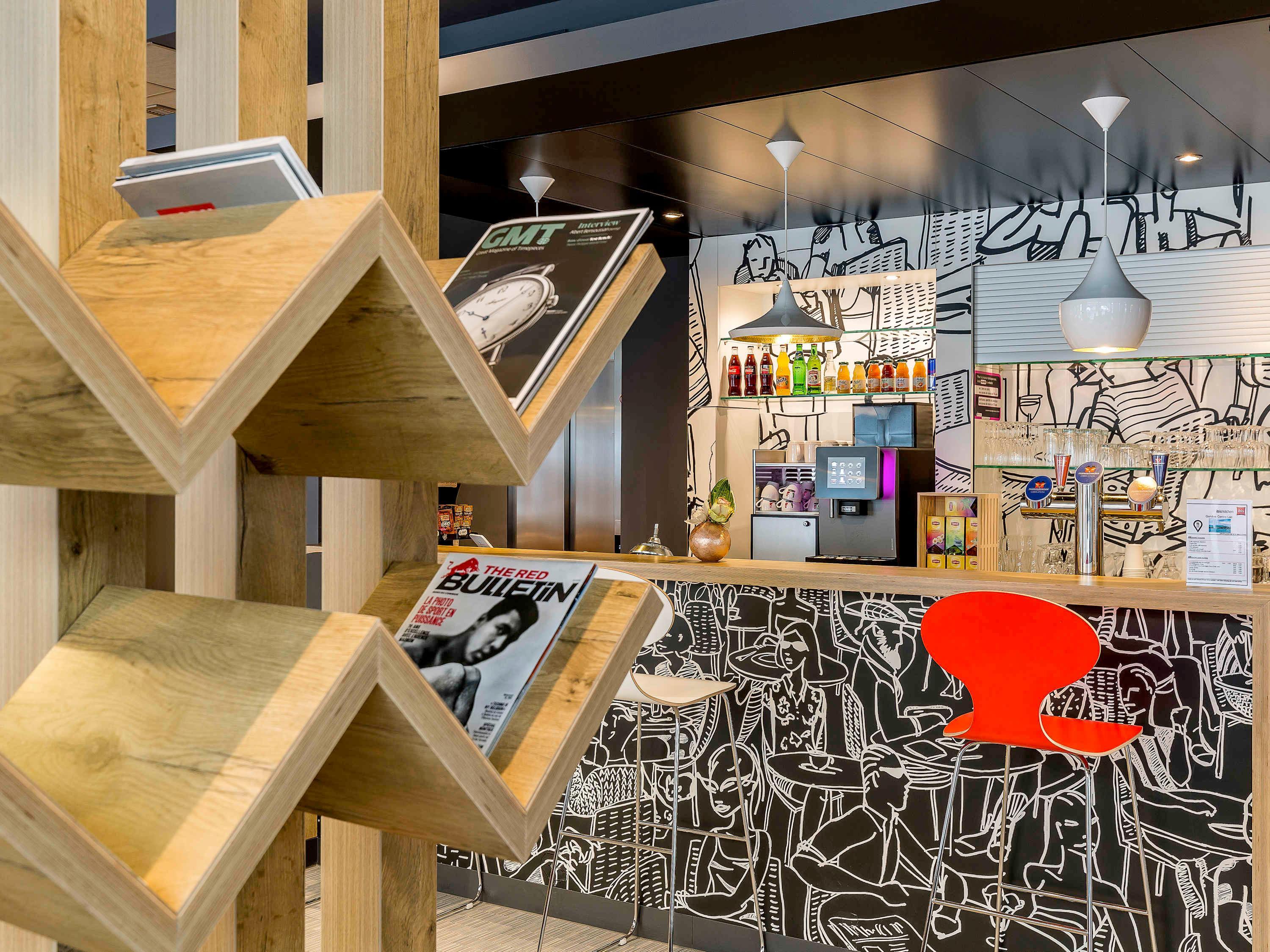 Bar/Salón ibis Geneve Centre Lac