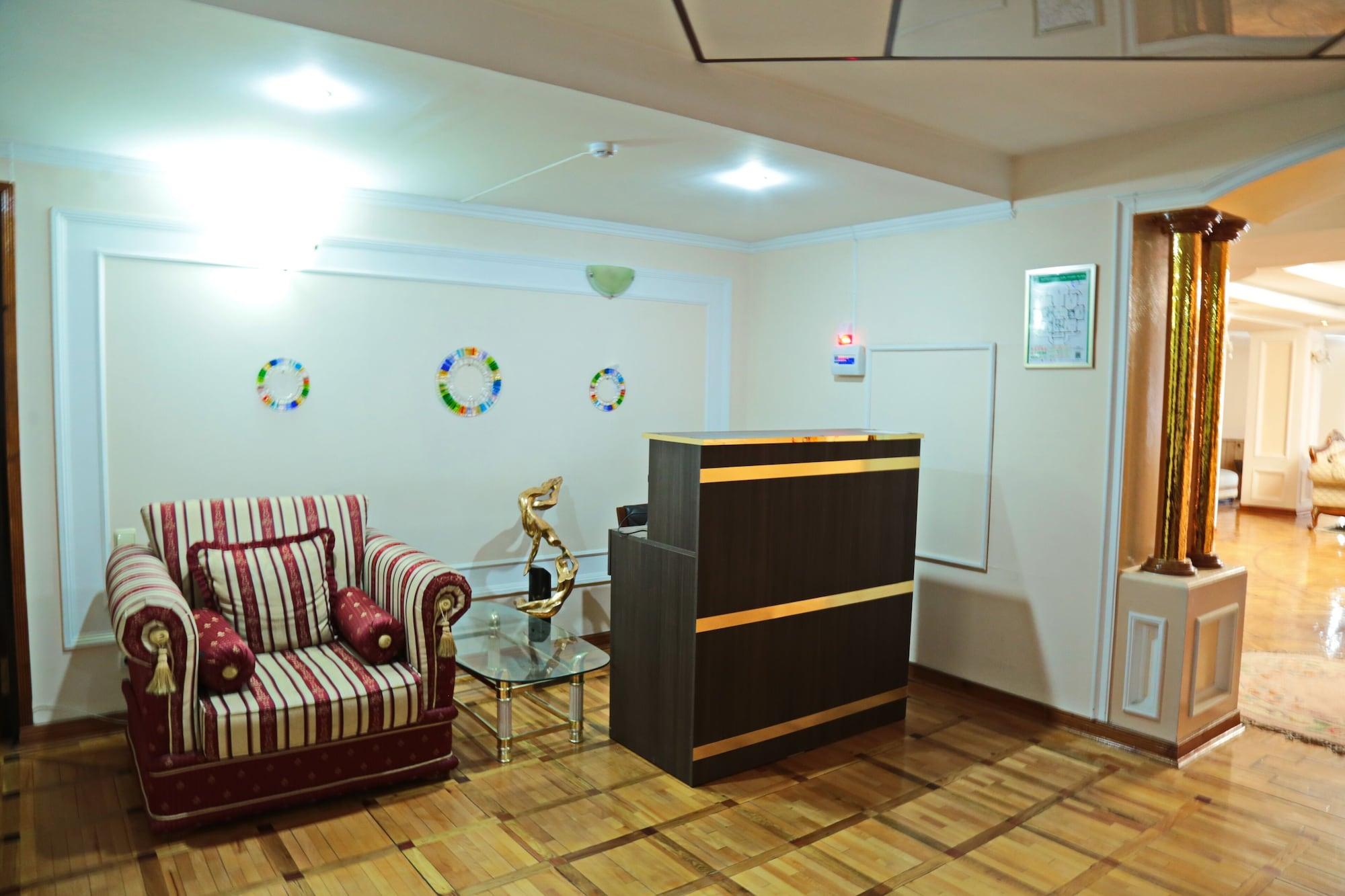 Vista Lobby Karvan-N