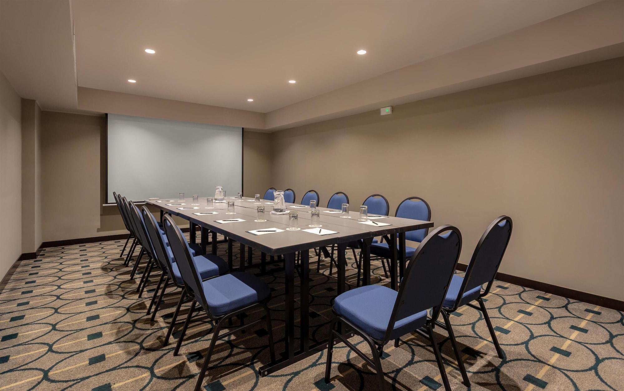 Sala de Reuniones Sonesta Hotel Miraflores