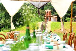 Alquiler Vacacional - Spectacular site - 10 suites - Shallow-edge pool, ballroom and lake