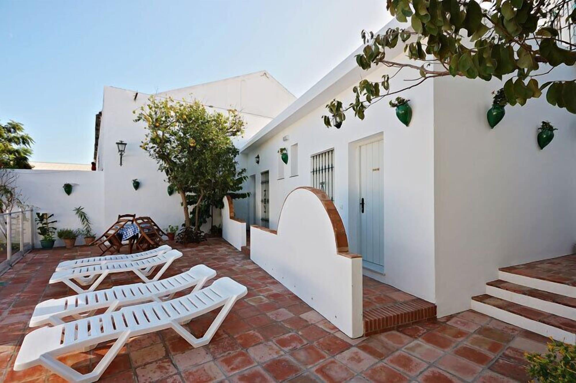 Comodidades del Alojamiento Hostal La Posada de Conil