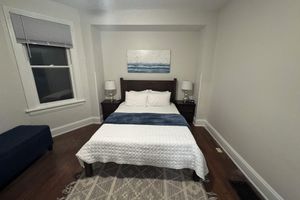 Renta temporal - Your Hyde Park Retreat – Pet-Friendly, Walkable, Sleeps 6