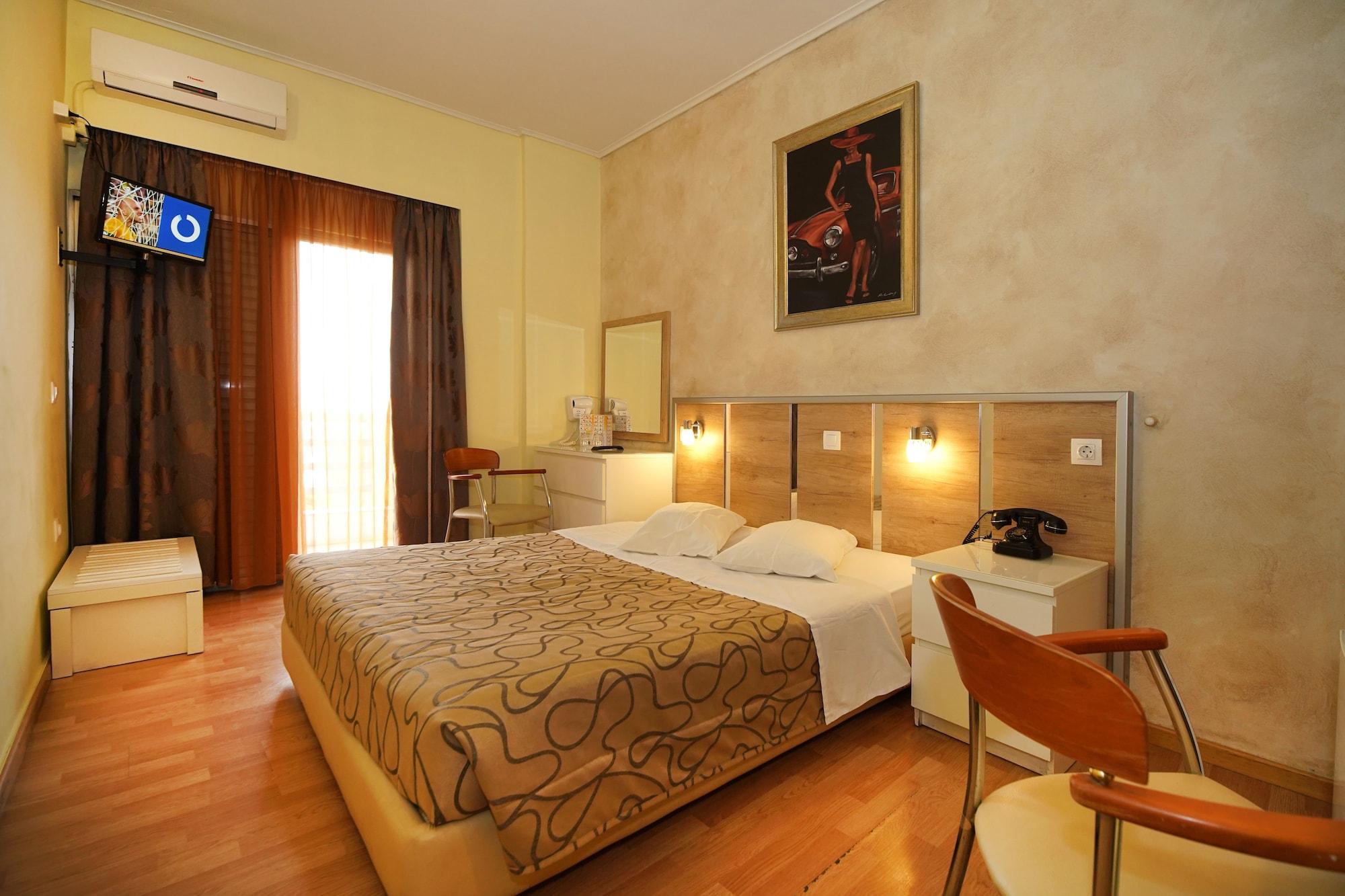 Varios Hotel Socrates