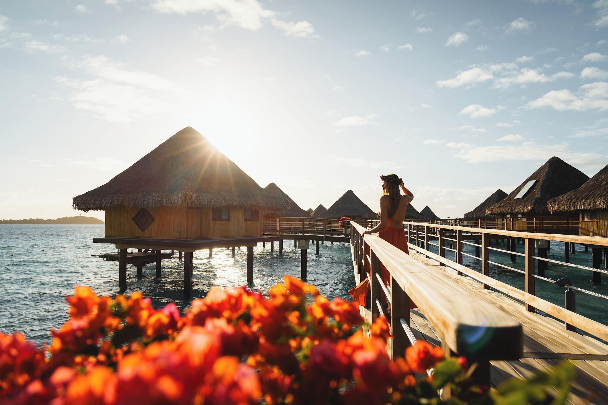 Vista Exterior InterContinental Bora Bora Le Moana Resort