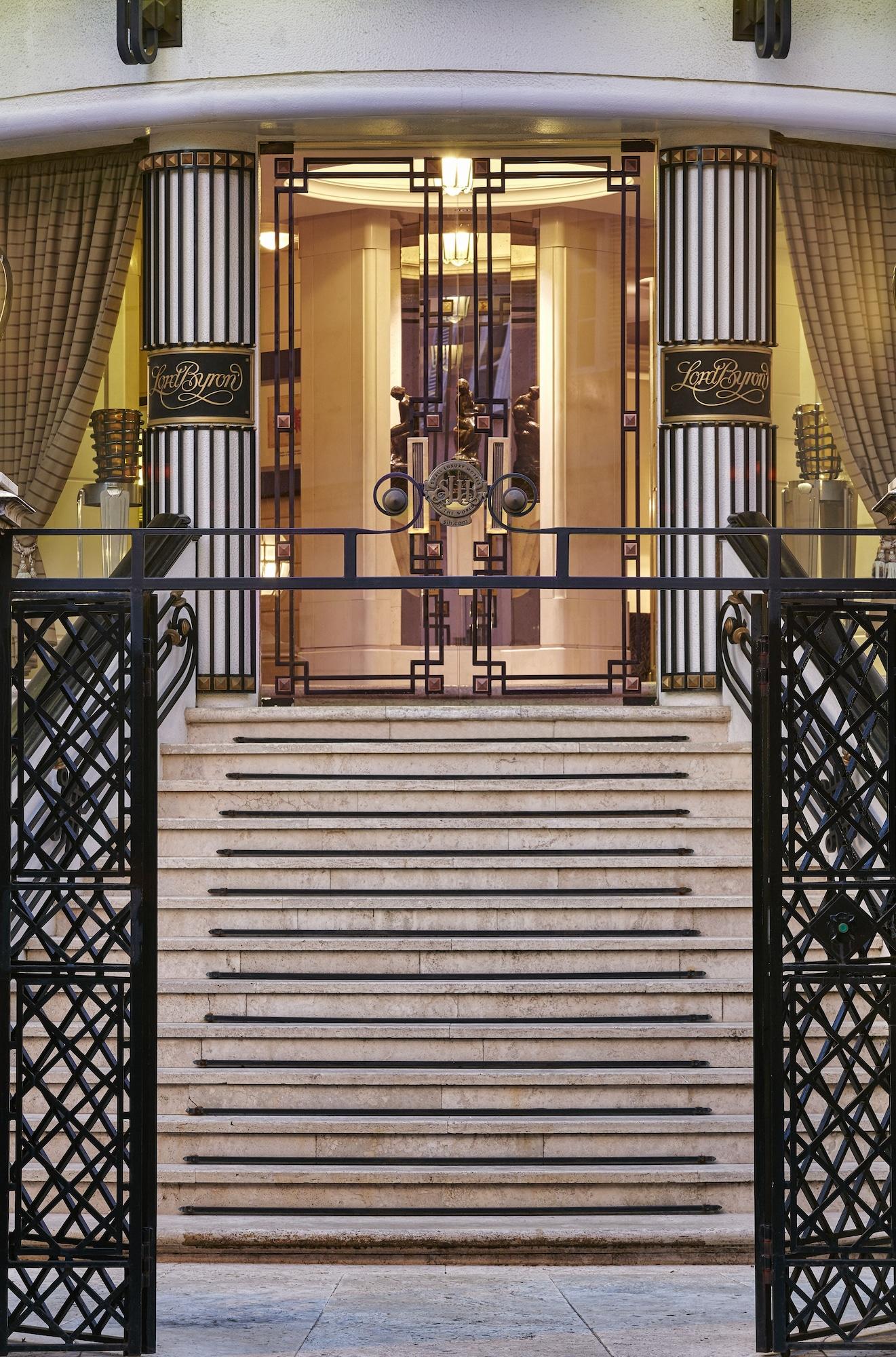 Vista Exterior Hotel Lord Byron