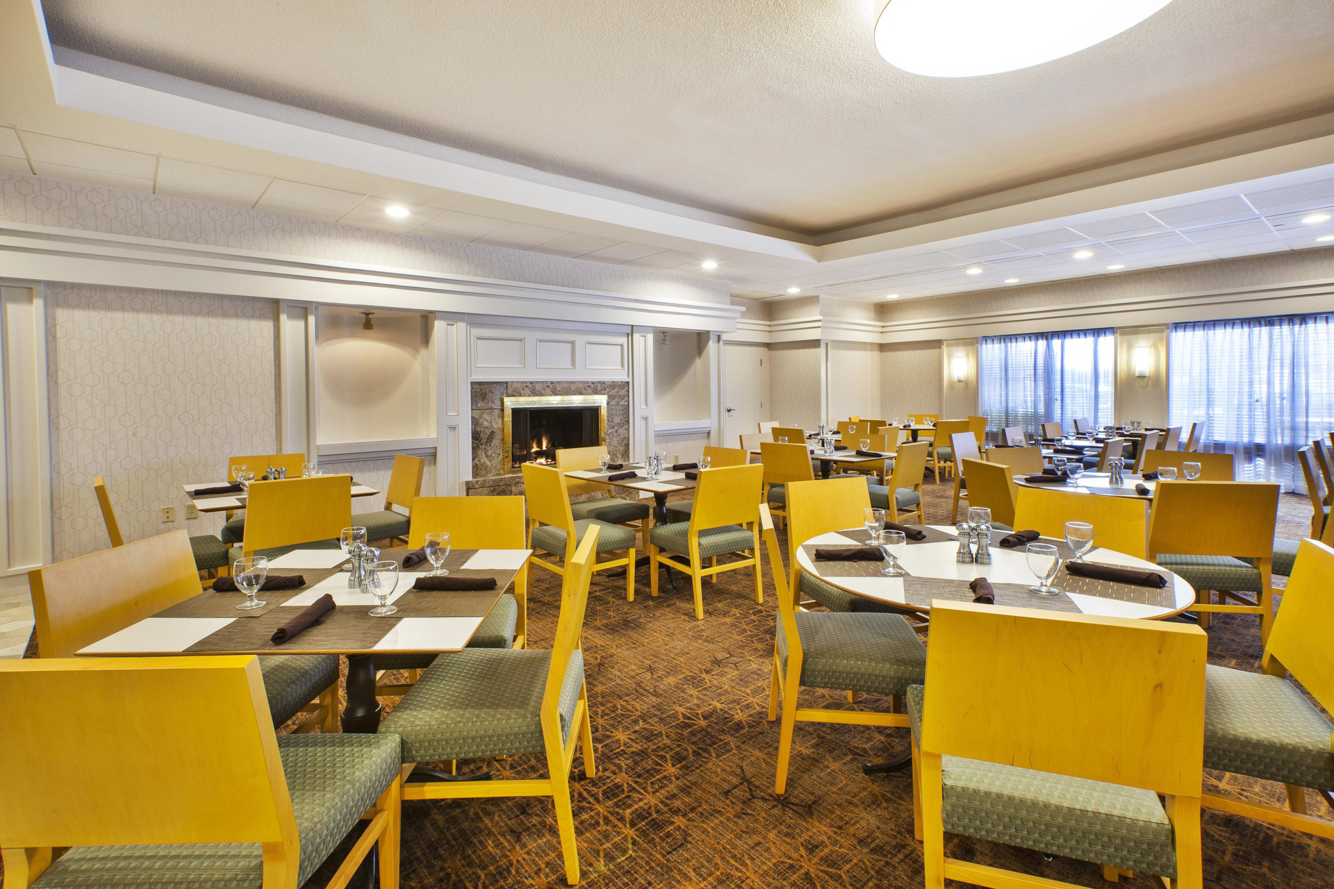 Restaurant Holiday Inn Washington-Dulles International Airport by IHG
