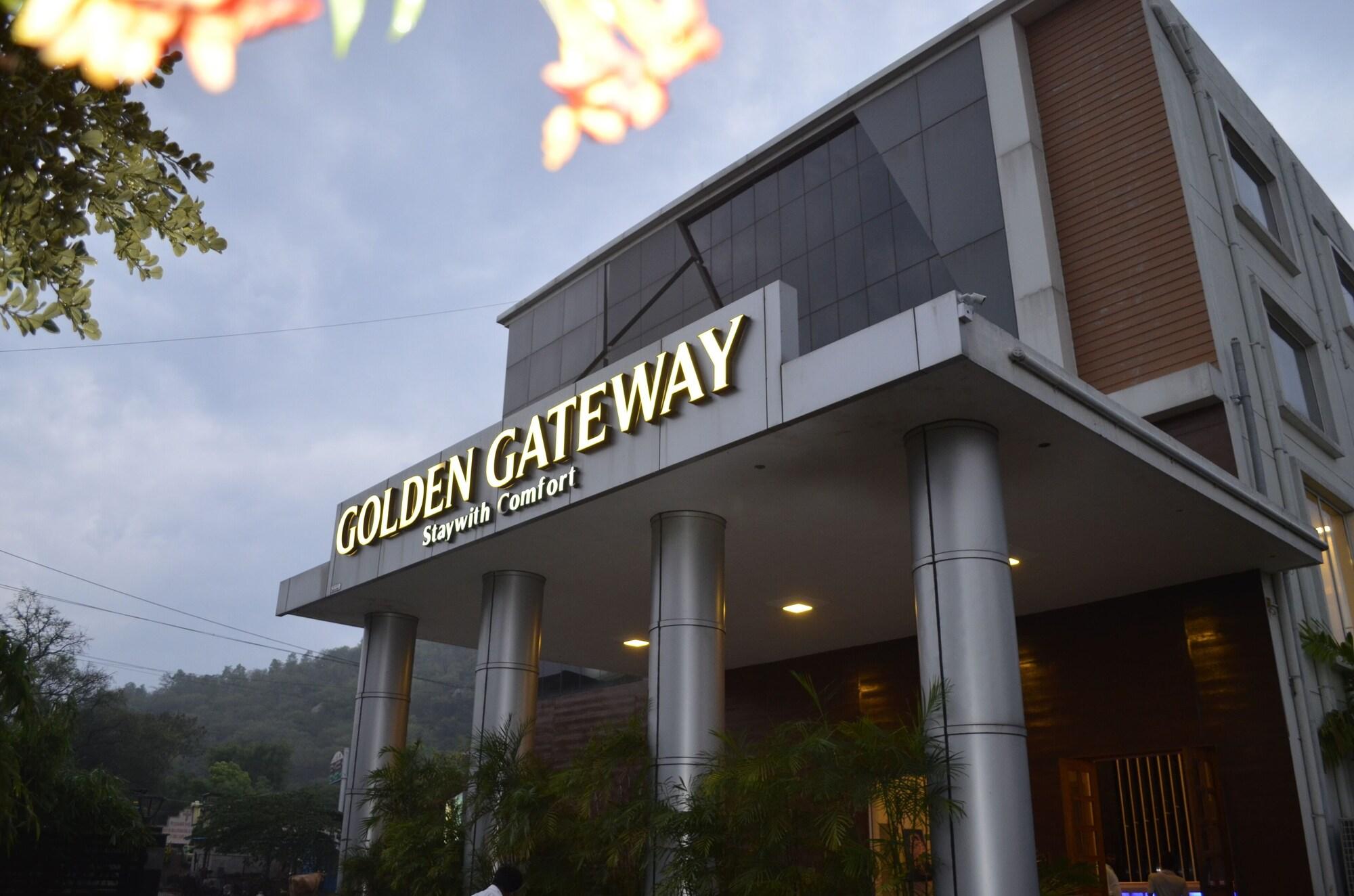 Vista Exterior Hotel Golden Gateway