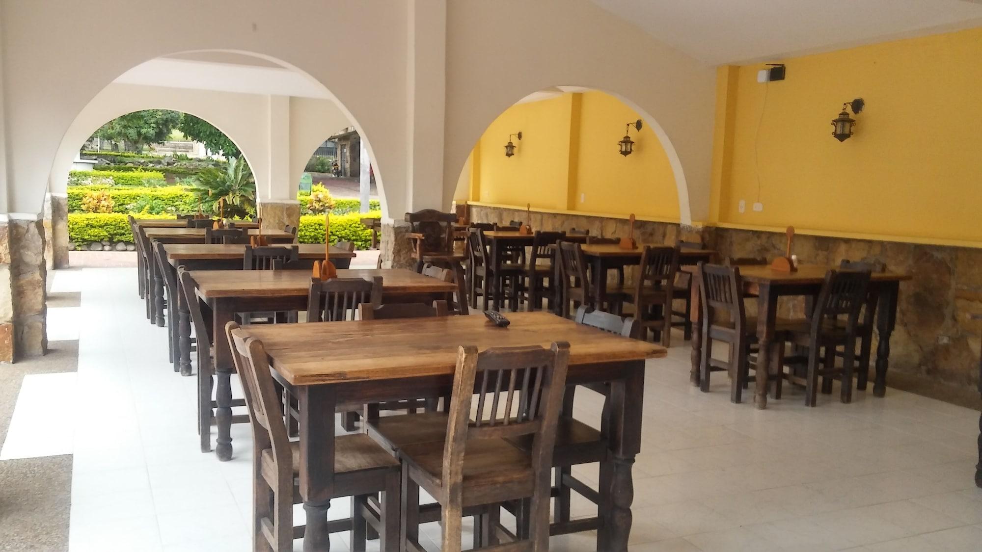 Restaurant Hotel El Castillo Chinauta