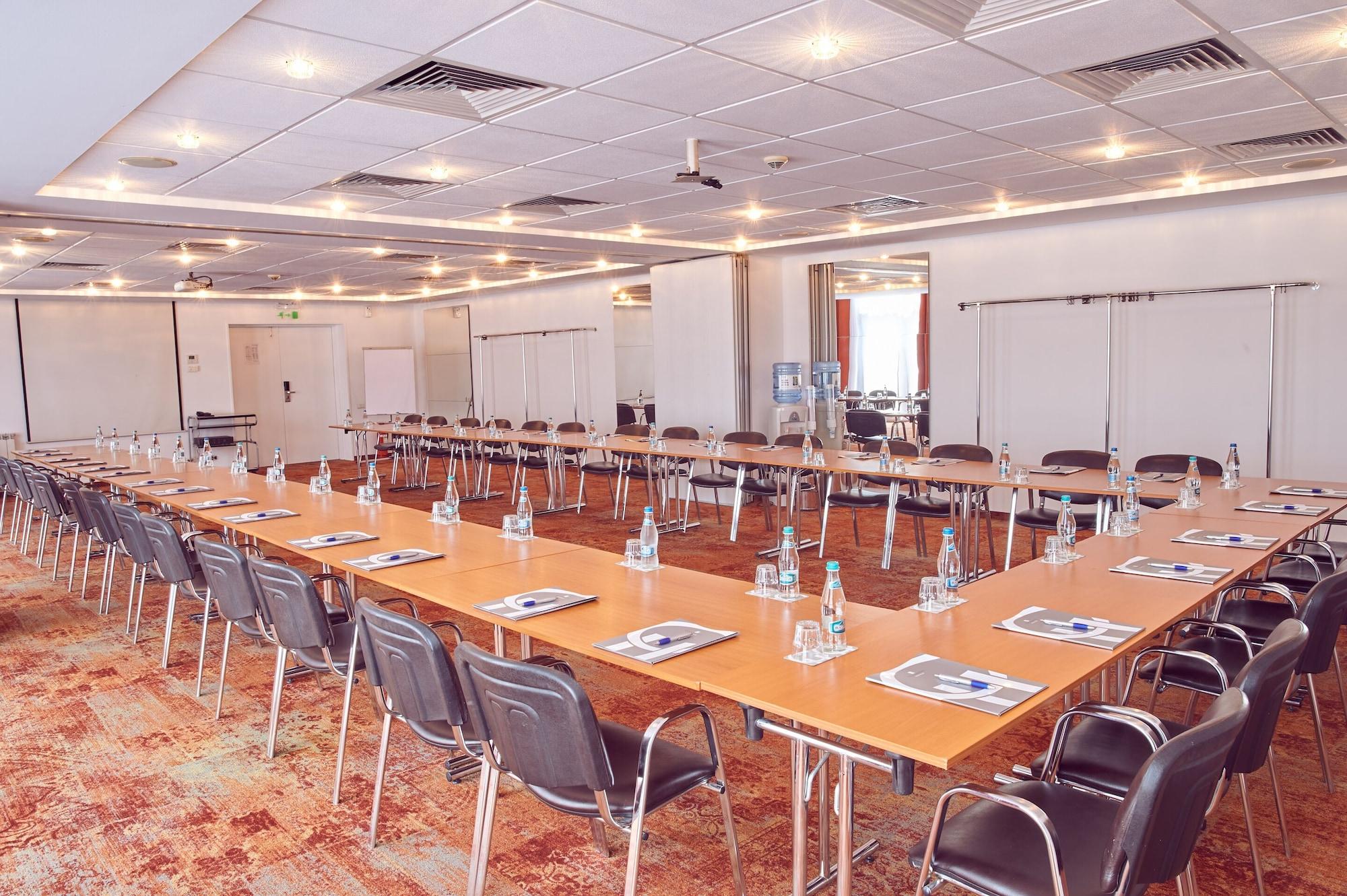 Sala de Reuniones Continental Forum Bucuresti Palatul Parlamentului