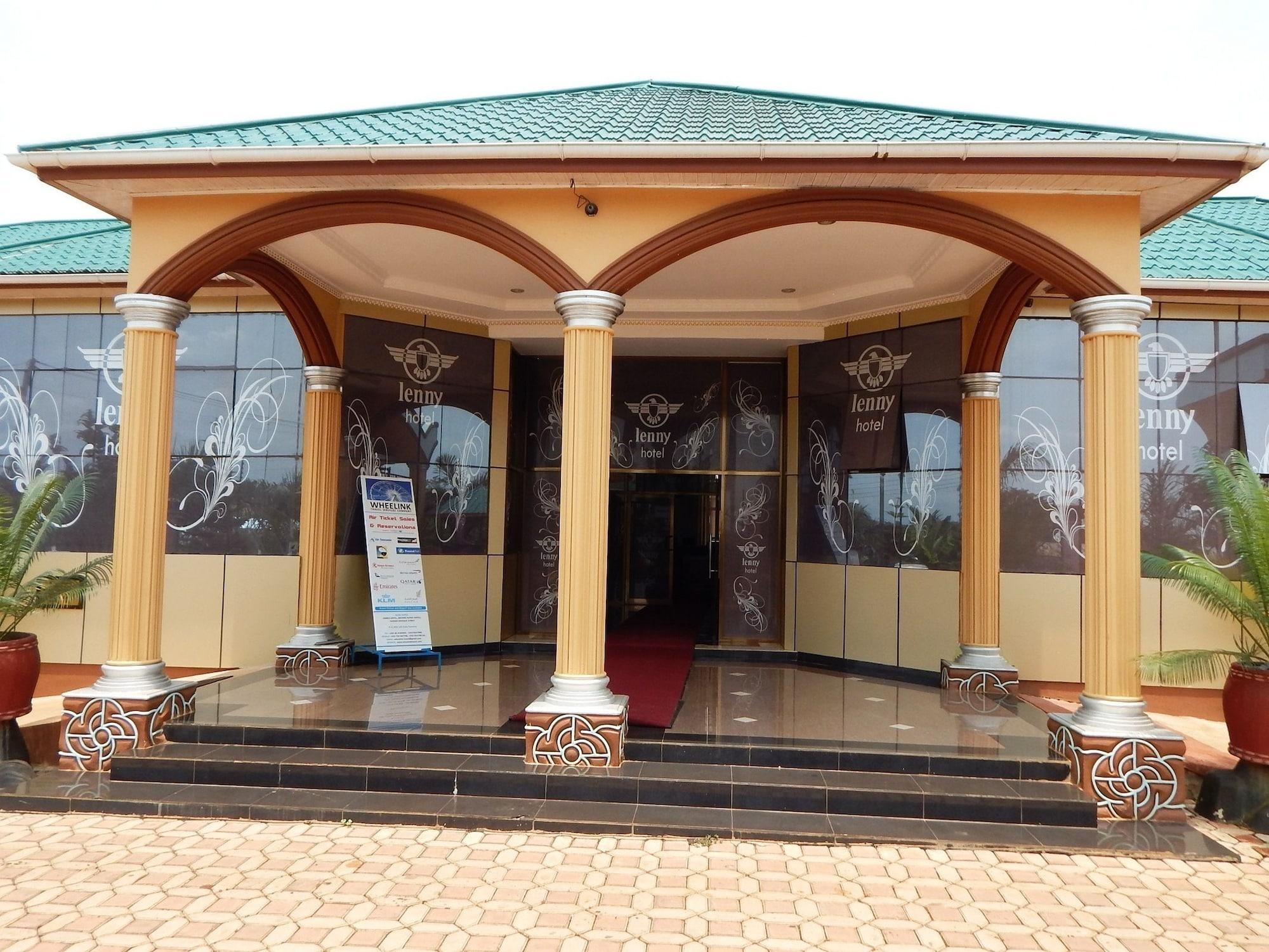 Vista Exterior Lenny Hotel