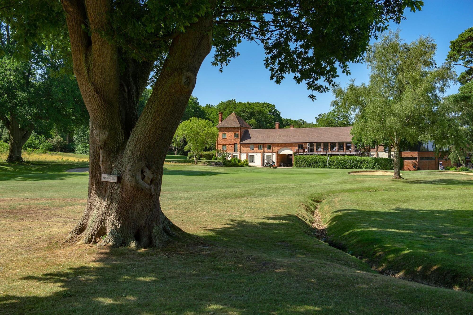 Varios Cottesmore Golf And Country