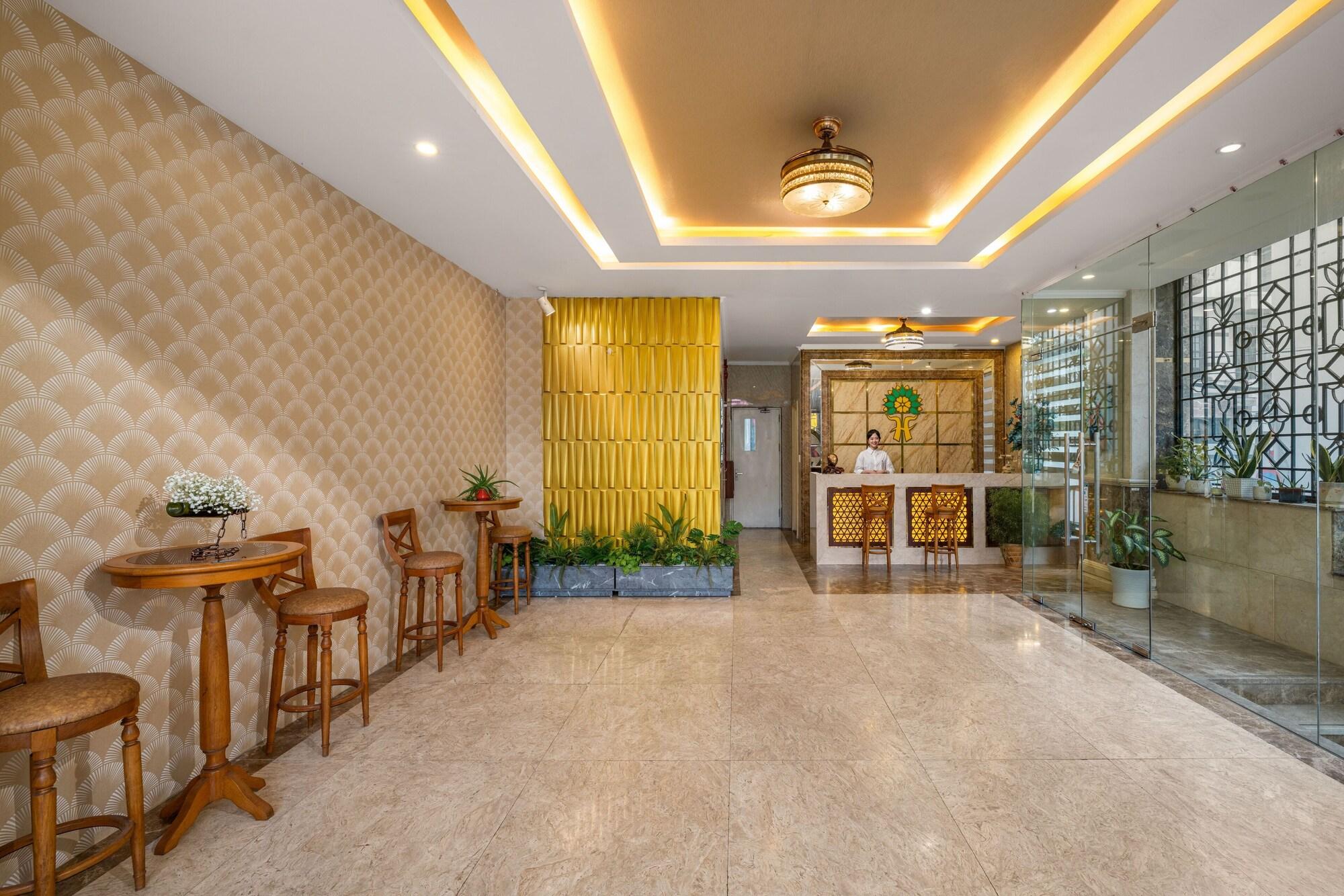 Varios Rung Huong Apartment