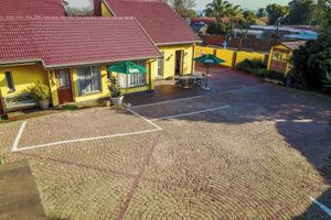 Alojamiento - Marle' Lodge Bed & Breakfast