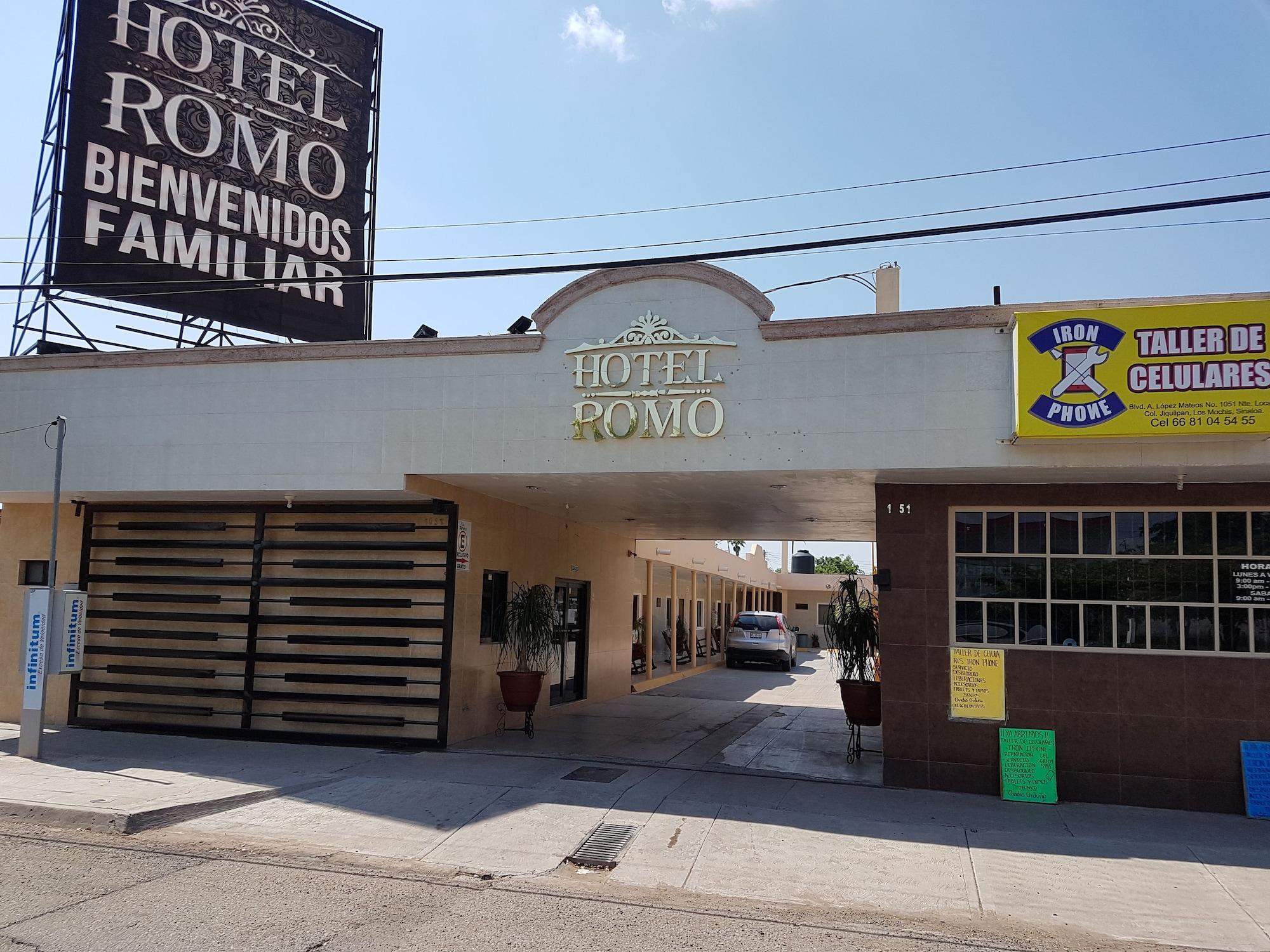Vista Exterior Hotel Romo