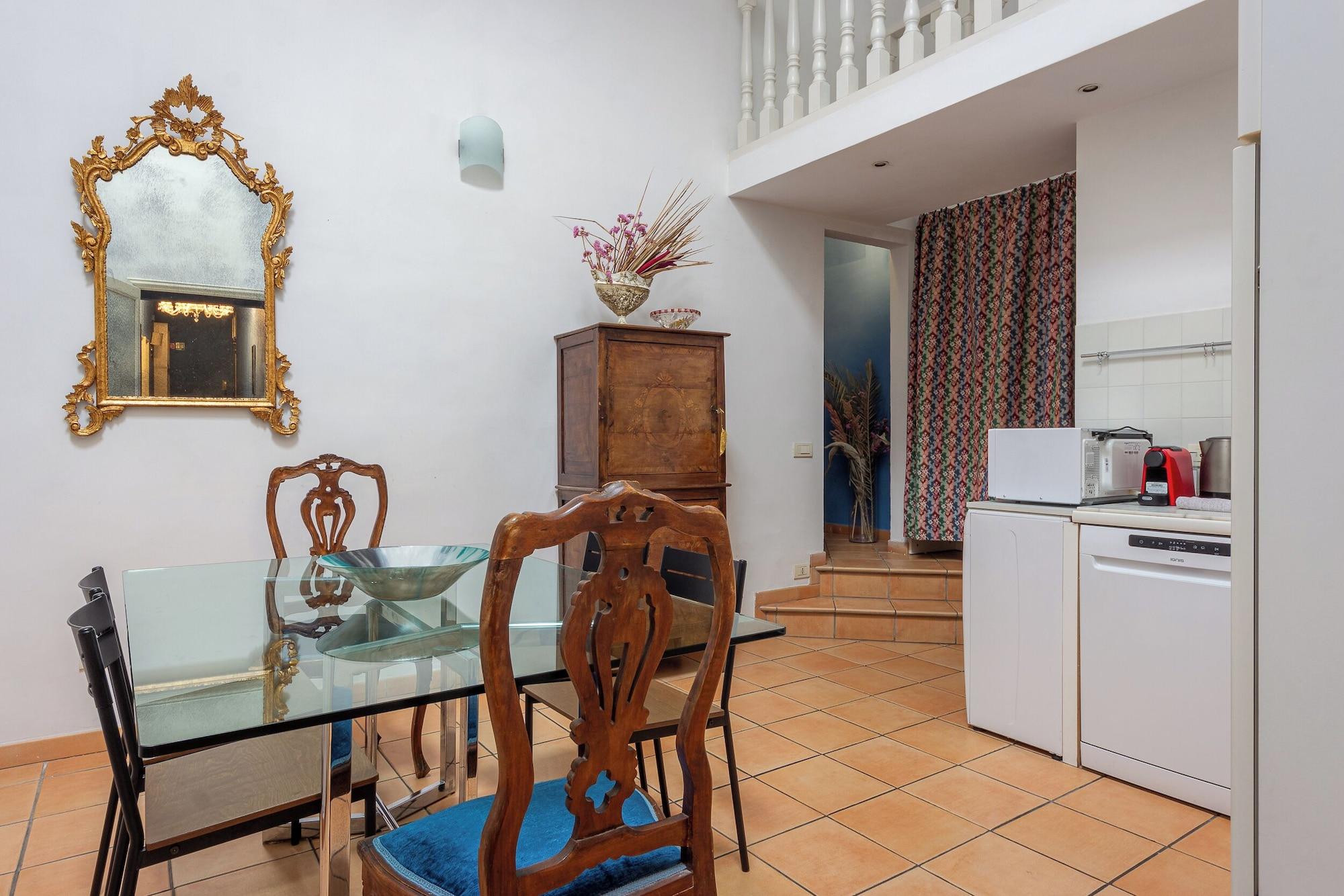 Equipamiento de Habitación Angelica House