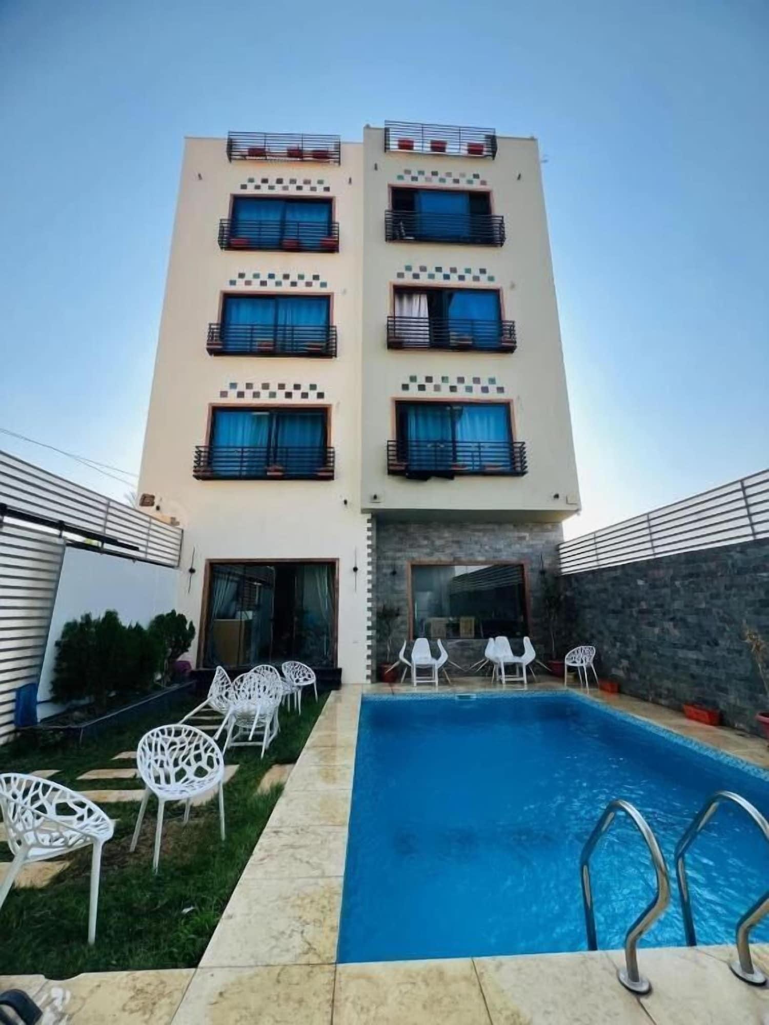 Vista Exterior Farida Palace