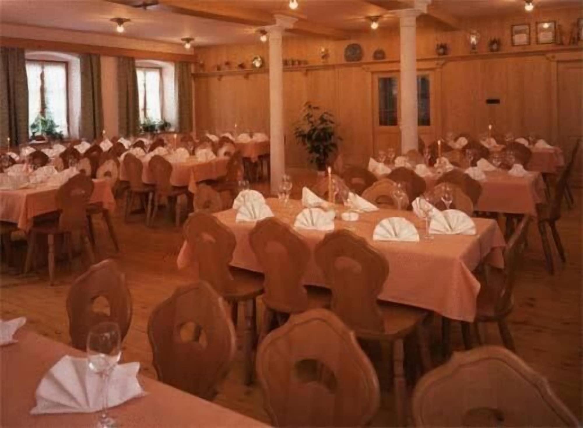 Salón de Baile Hotel Gasthof Jachenau
