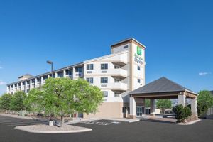 Alojamiento - Holiday Inn Express Colorado Springs Airport by IHG