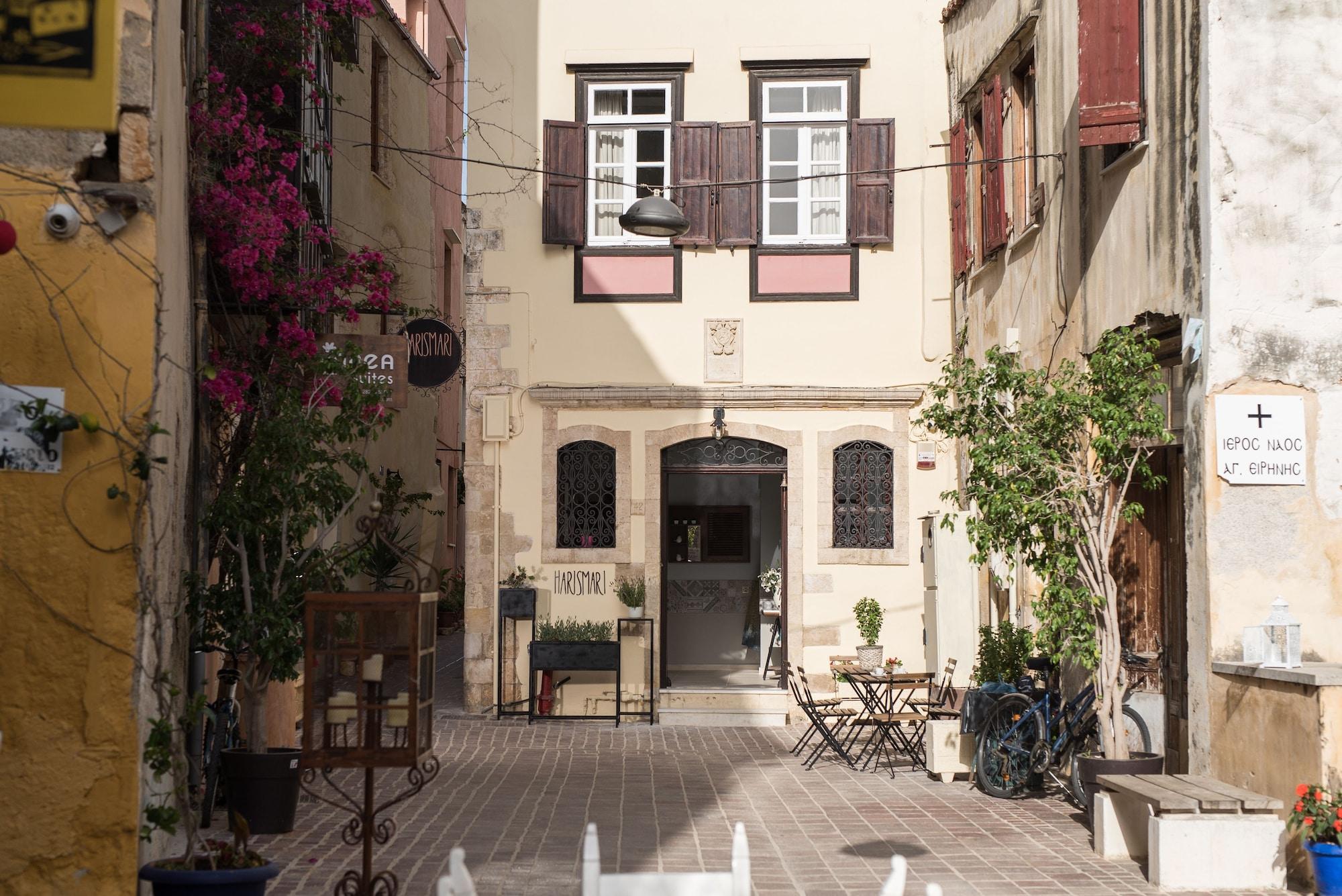 Varios Harismari Cozy Hotel