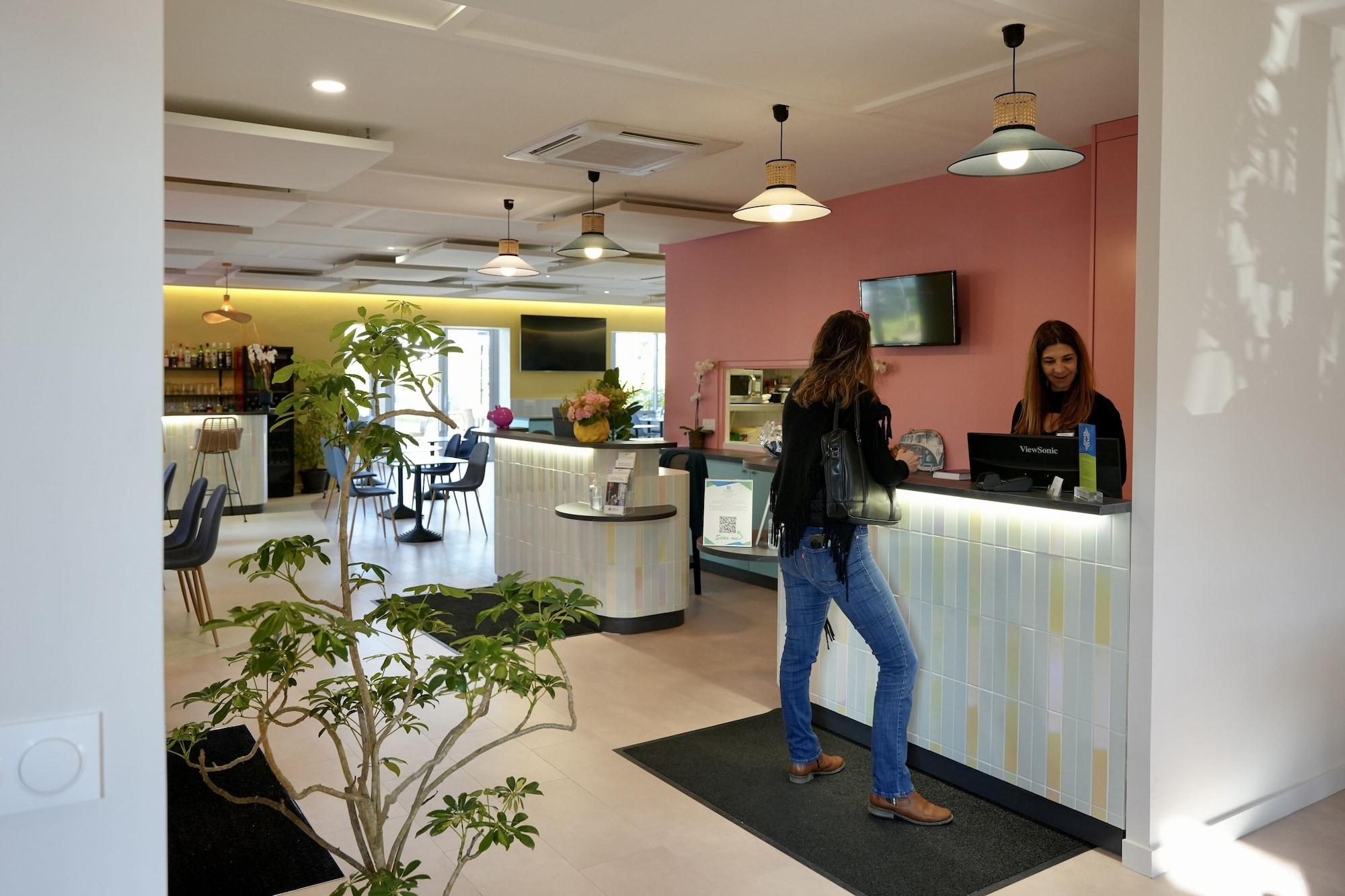 Vista Lobby Sure Hotel by Best Western Biarritz Aeroport