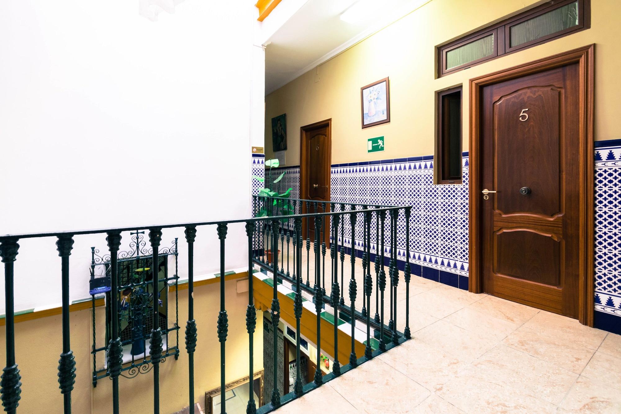 Varios Hostal Florida