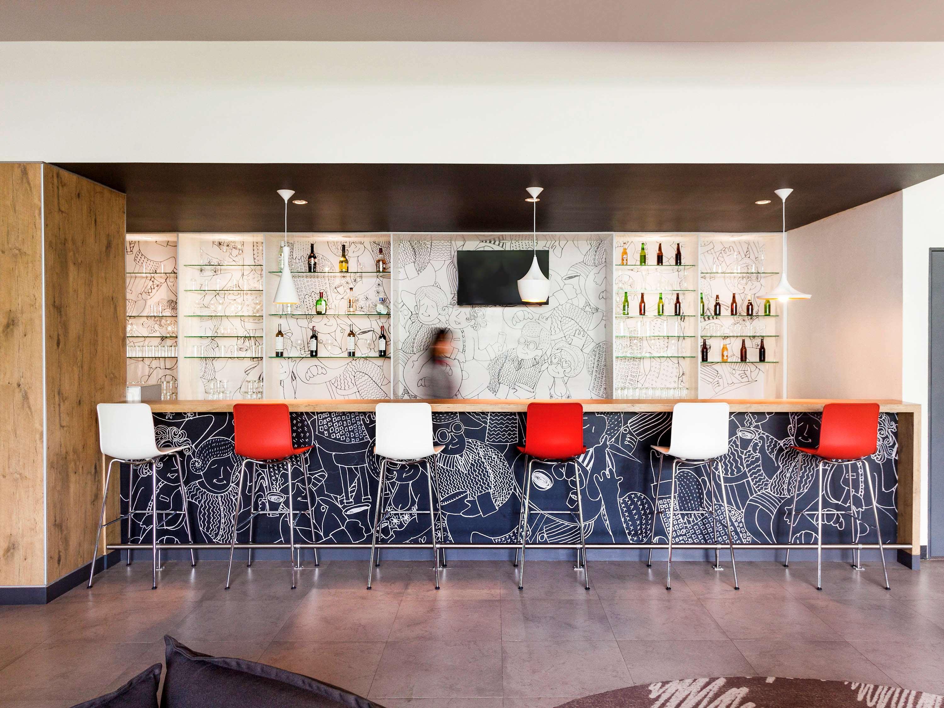 Bar/Salón ibis México Alameda