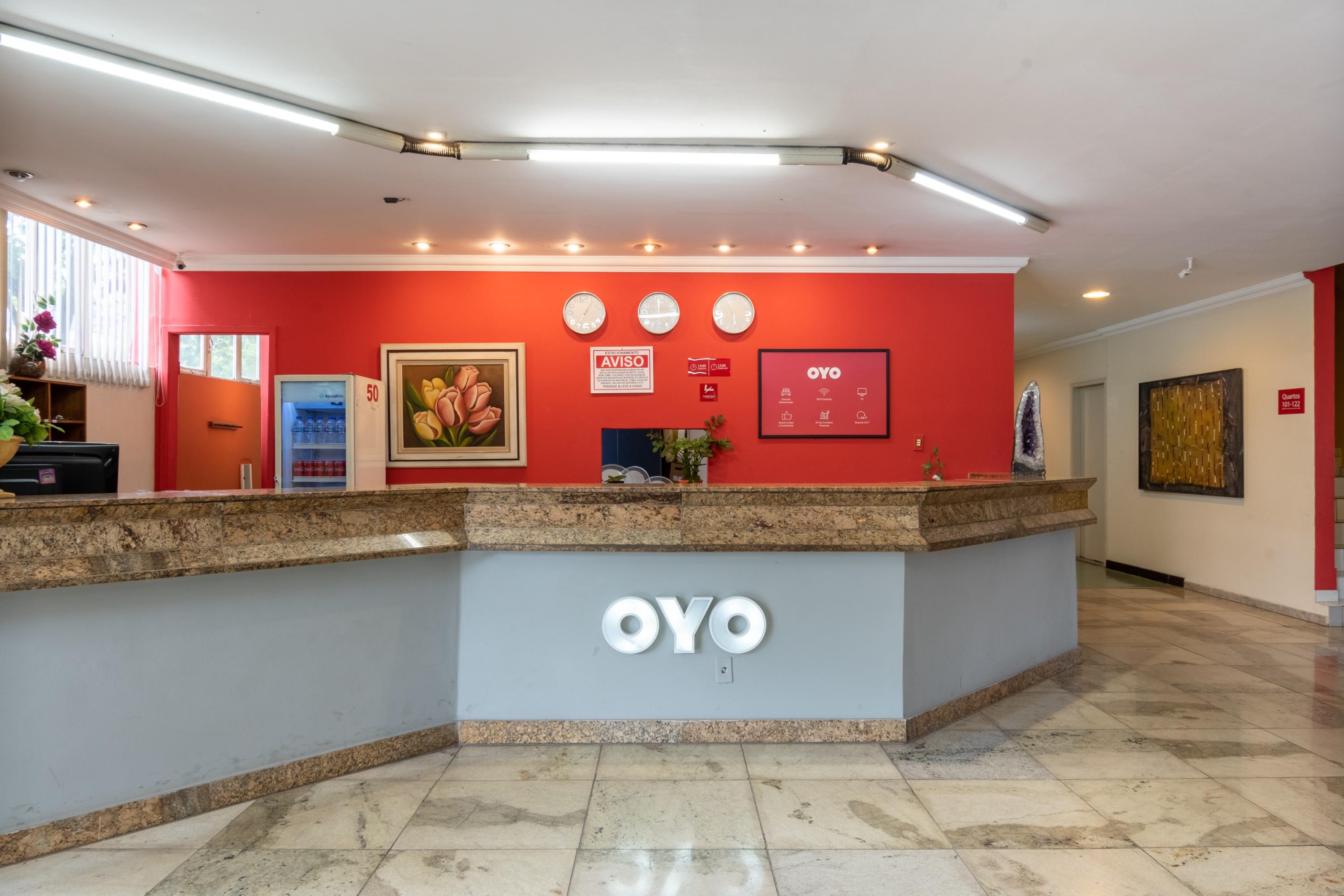 Vista Lobby OYO Hotel L'Espace - Jaraguá Belo Horizonte