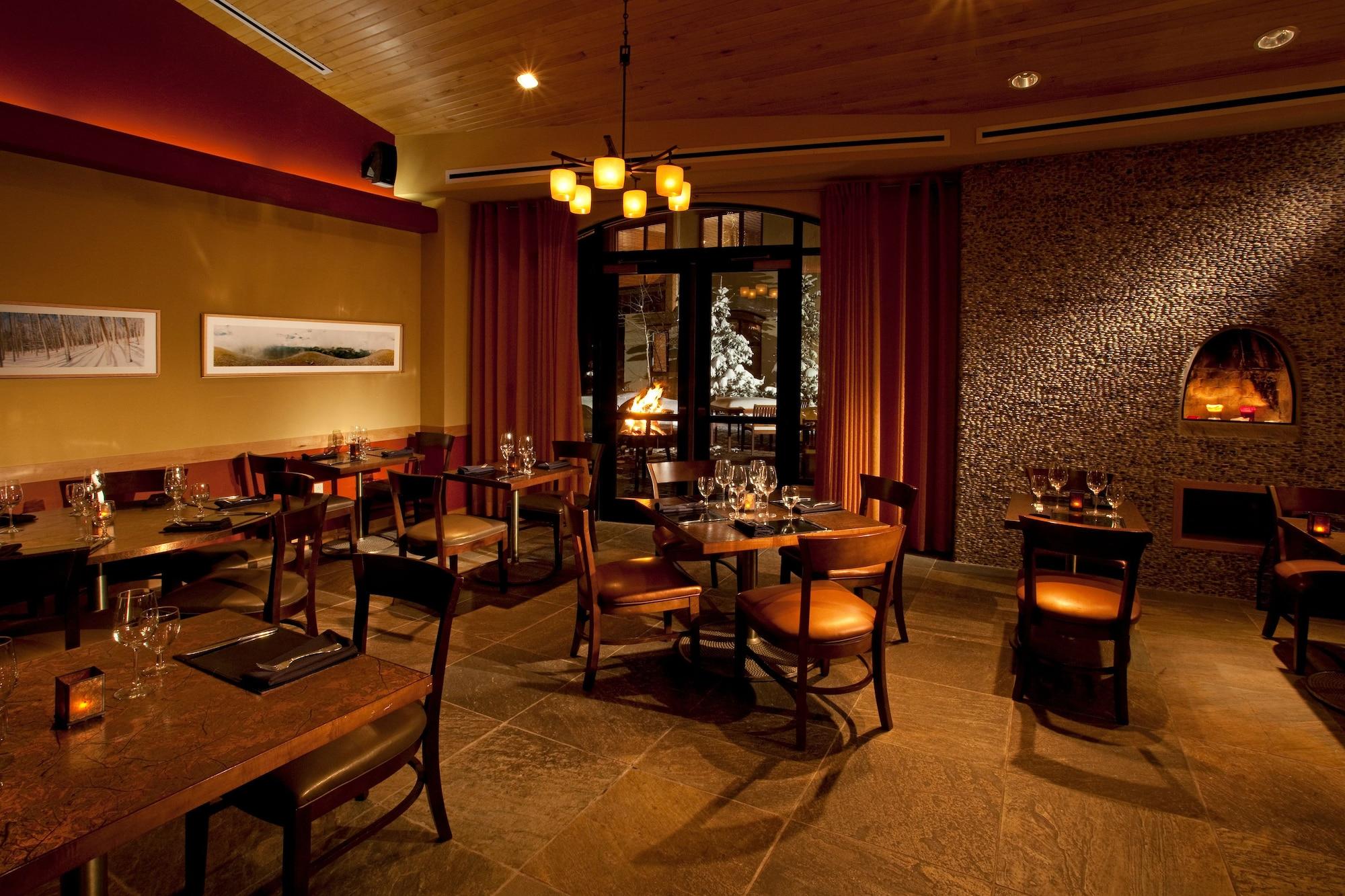 Restaurant The Edelweiss Lodge and Spa