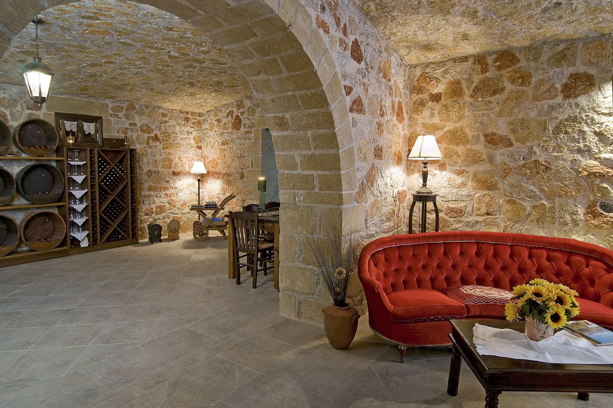 Vista Lobby Klymeni Traditional Homes