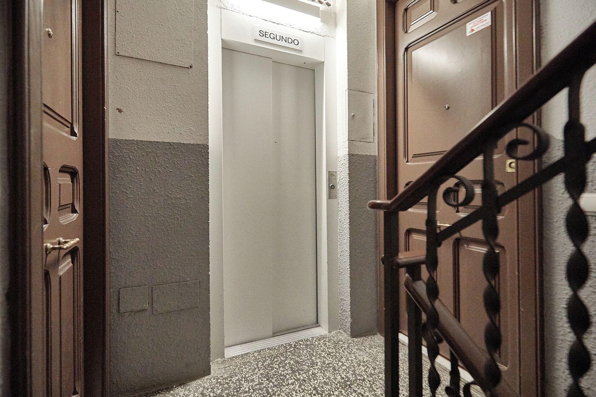 Varios BBarcelona Clot Apartments