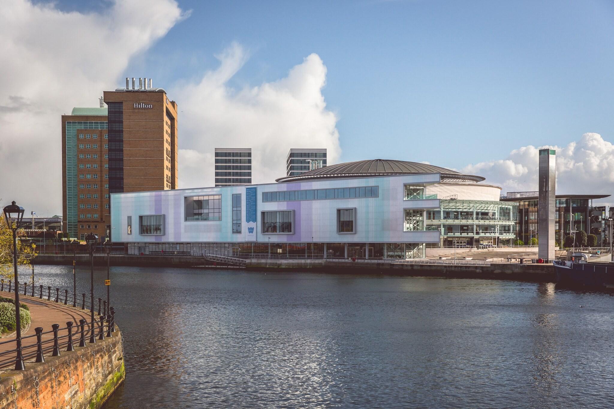 Vista Exterior Hilton Belfast hotel