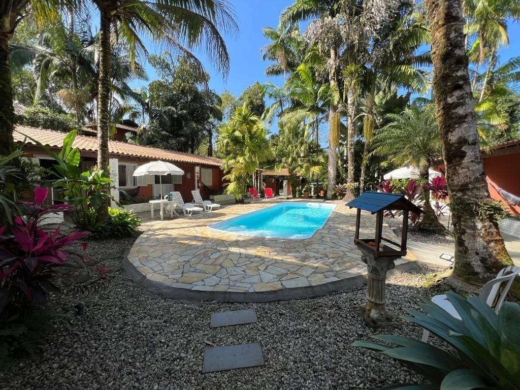 Vista da piscina Mambuca Village
