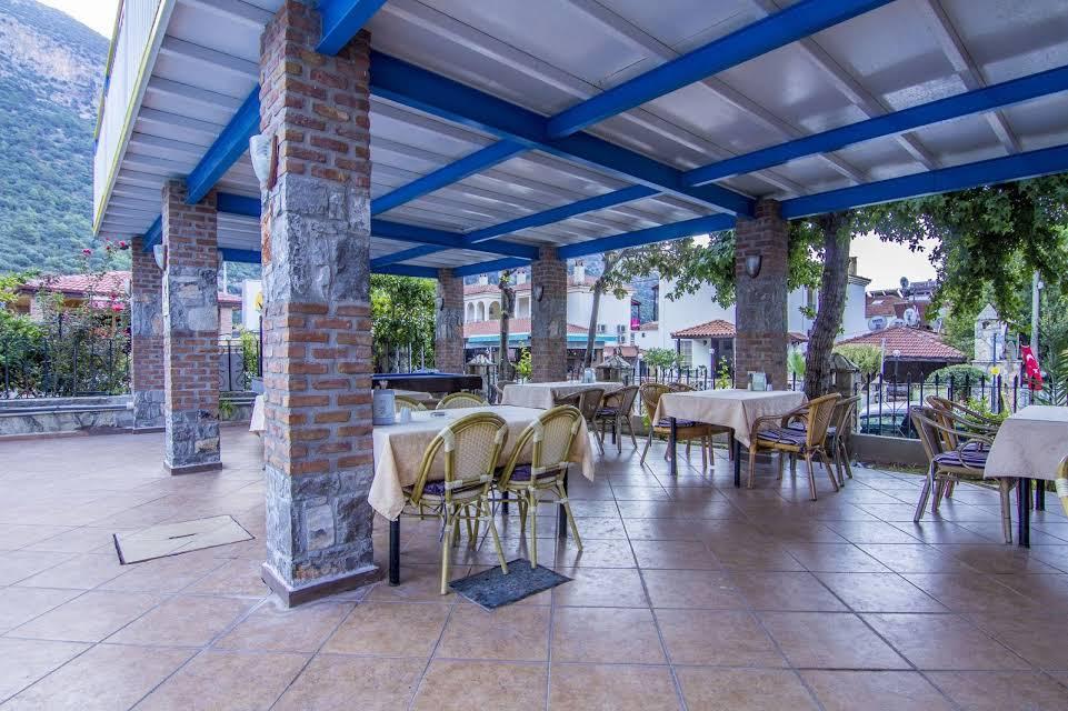 Restaurant Magic Tulip Hotel