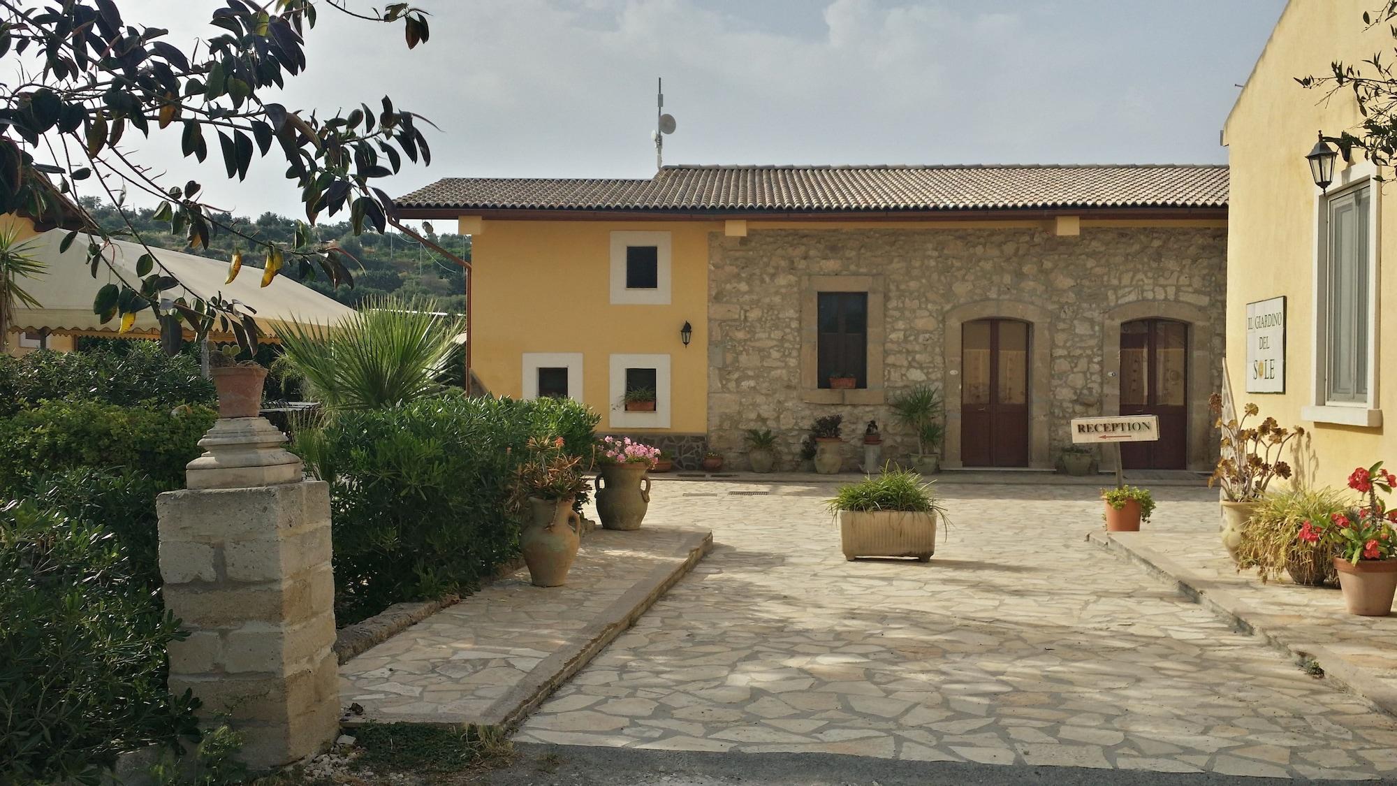 Vista Exterior Il Giardino del sole