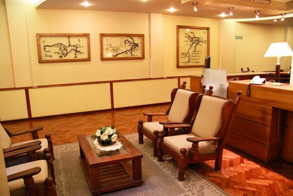 Vista Lobby Kalton Hotel