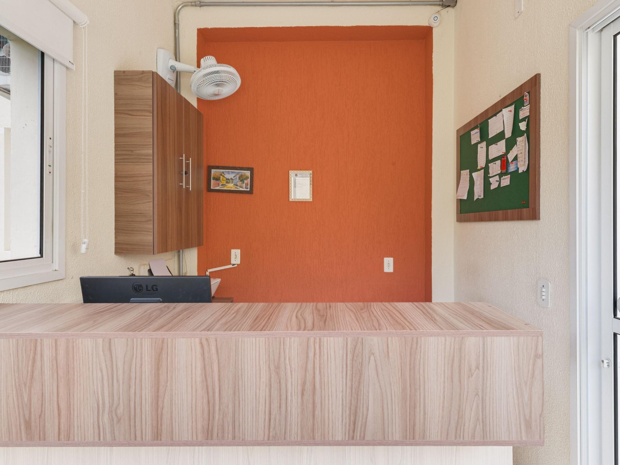 Vista Lobby OYO Hotel Jardim Emilia