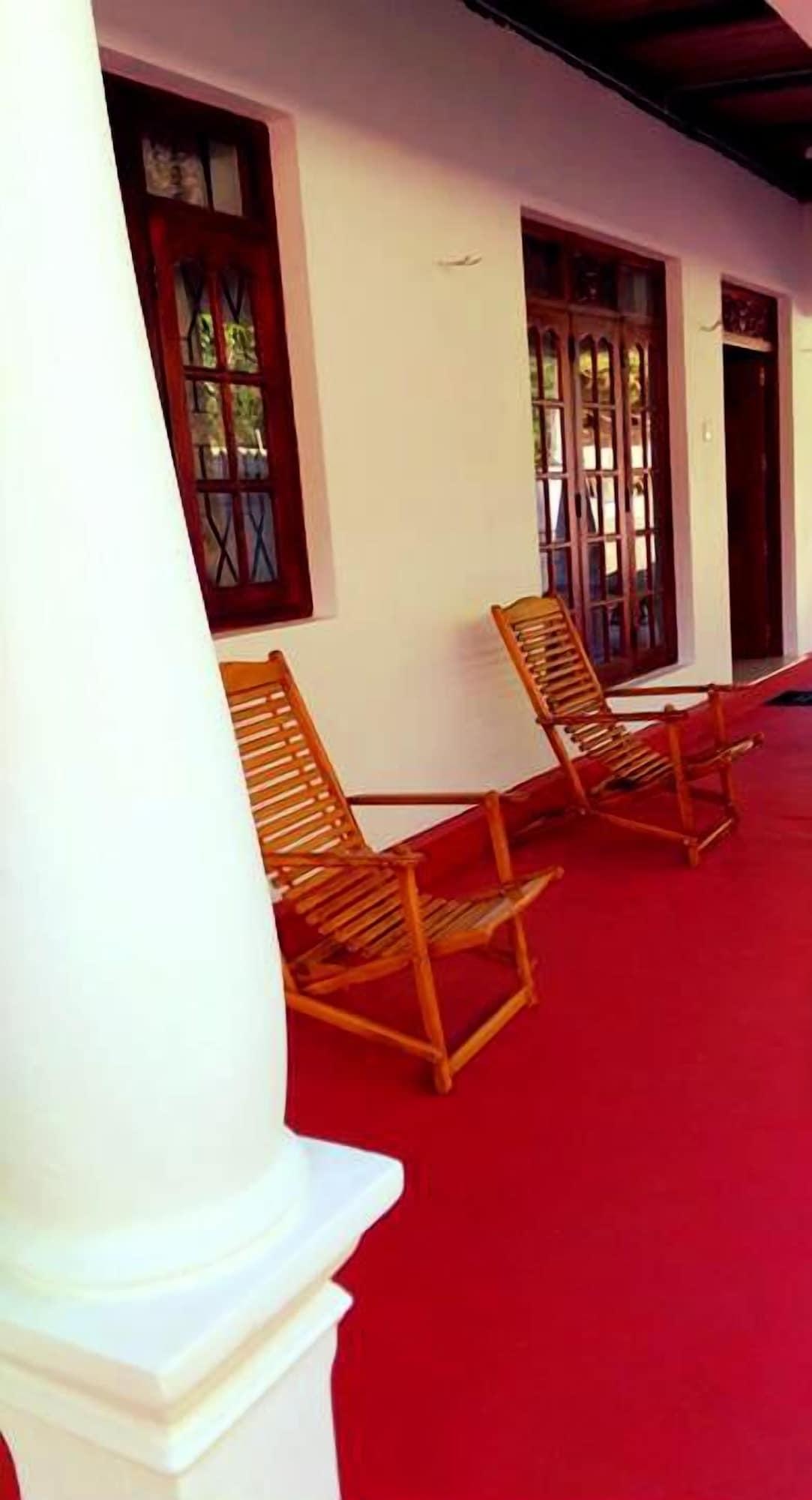 Varios Rockview Holiday Bungalow