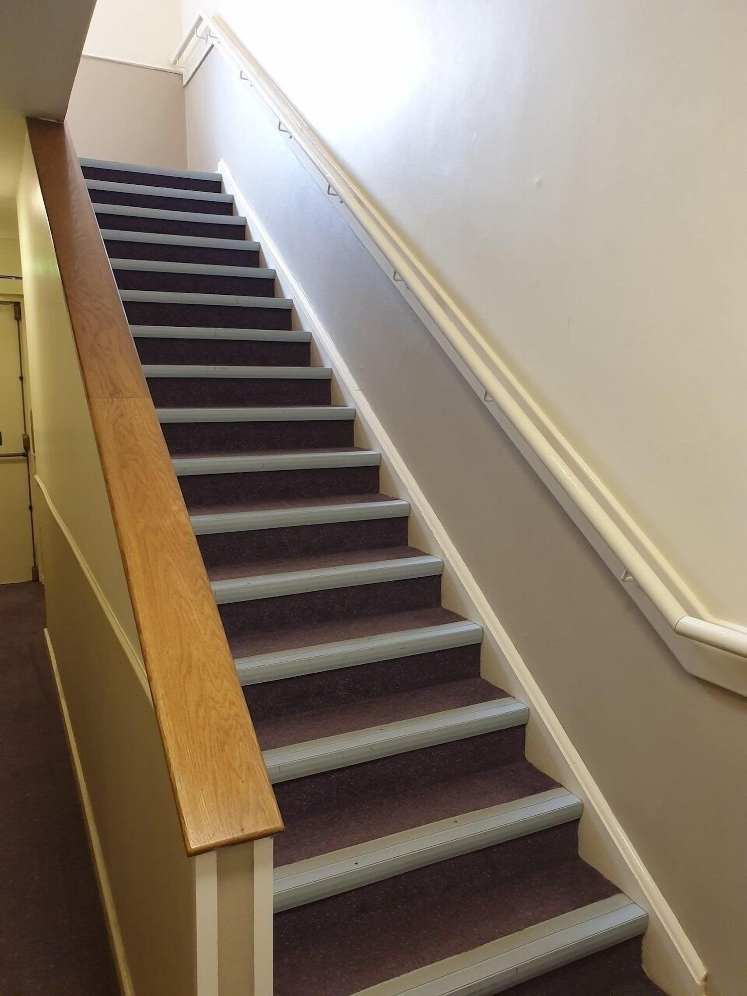 Varios Stables Inn Aintree