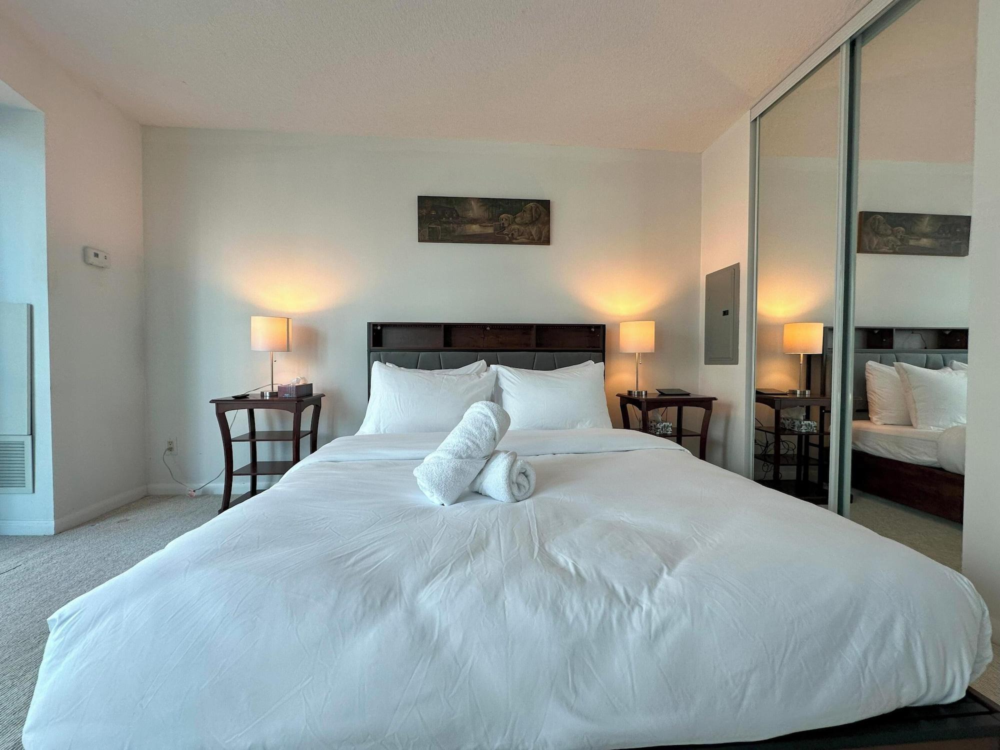 Varios The Yonge Suites - Downtown Elegance