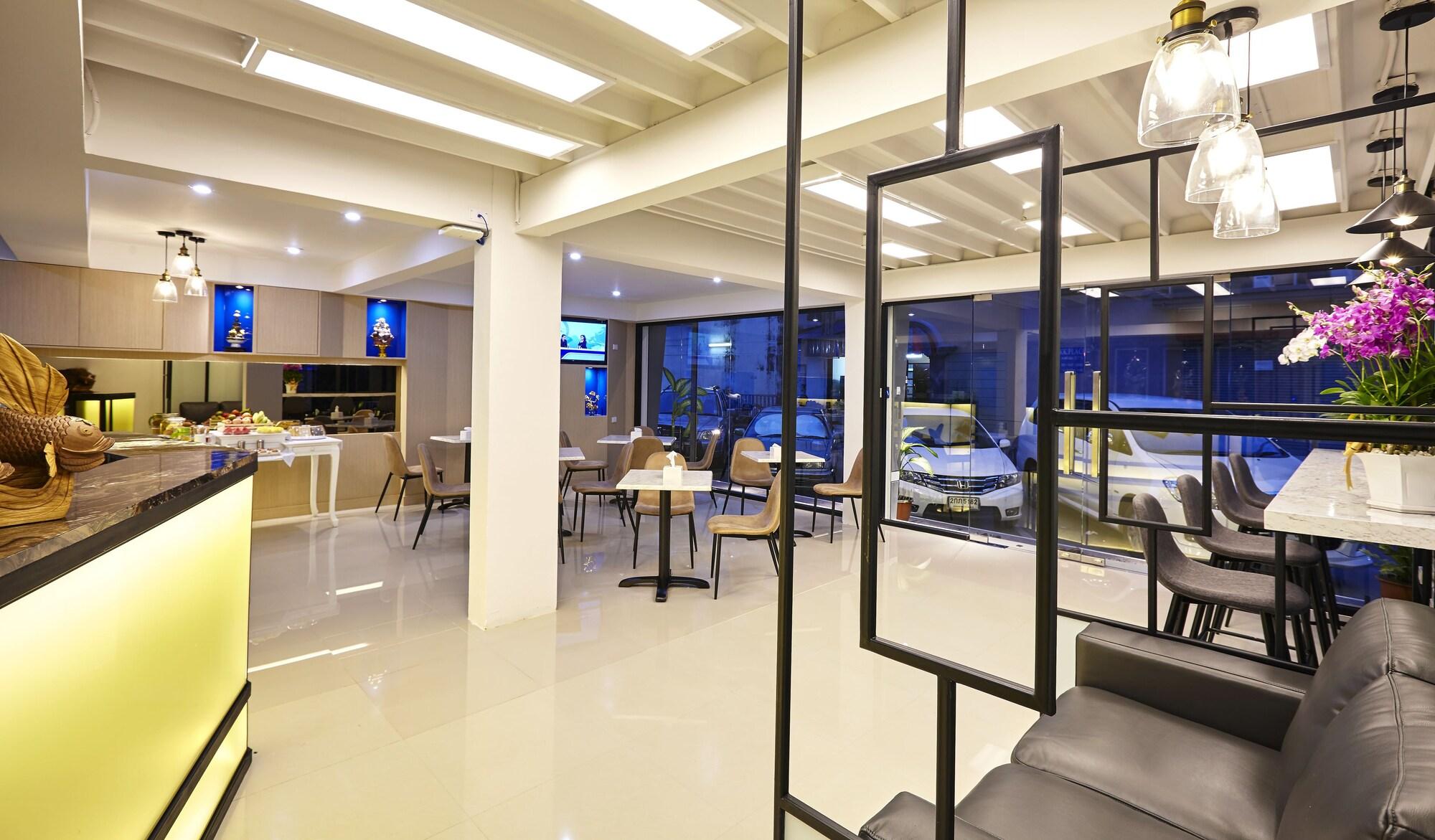 Vista Lobby Le Bonheur Poshtel - Hostel