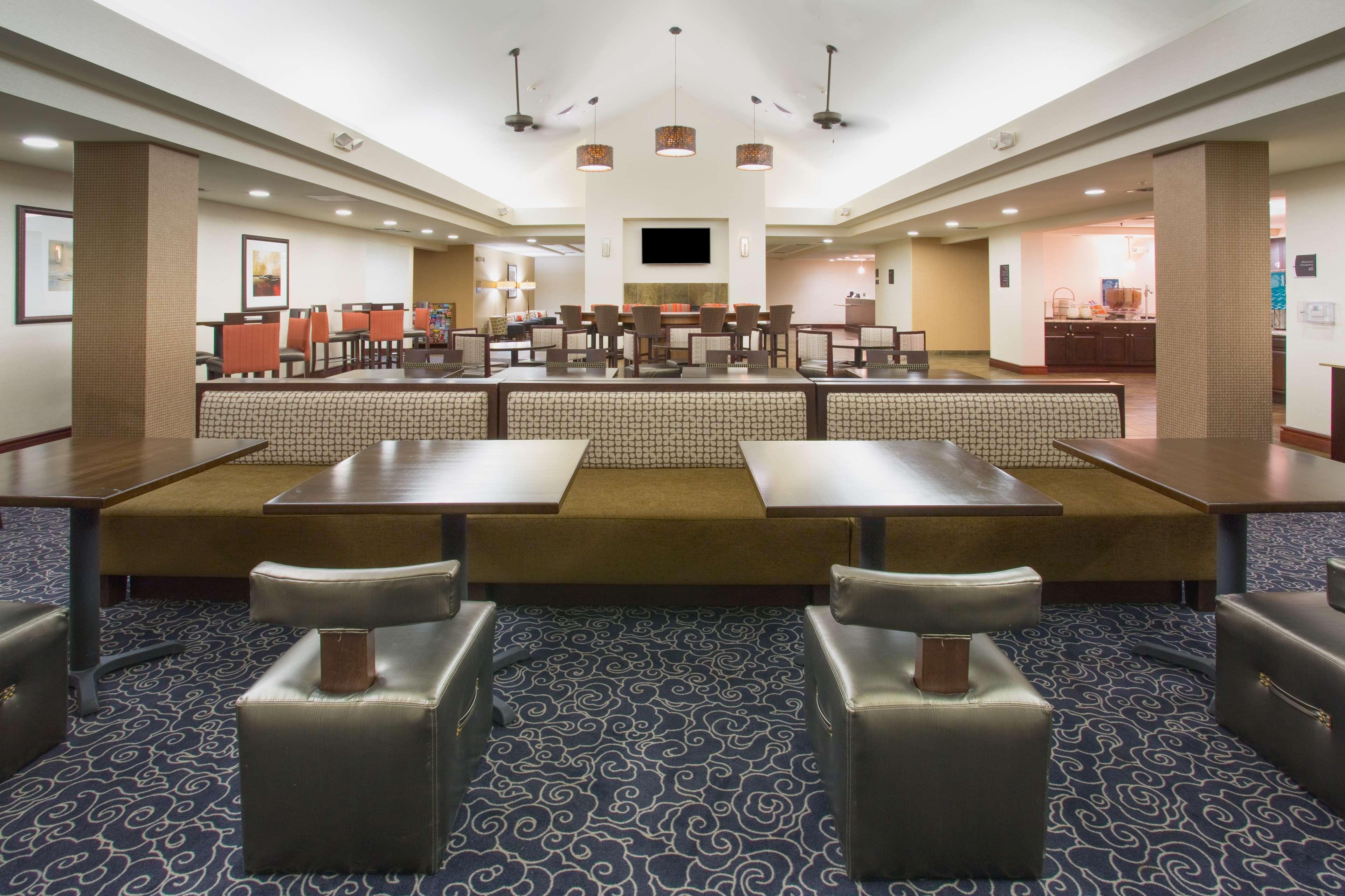 Restaurant Homewood Suites Phoenix Avondale