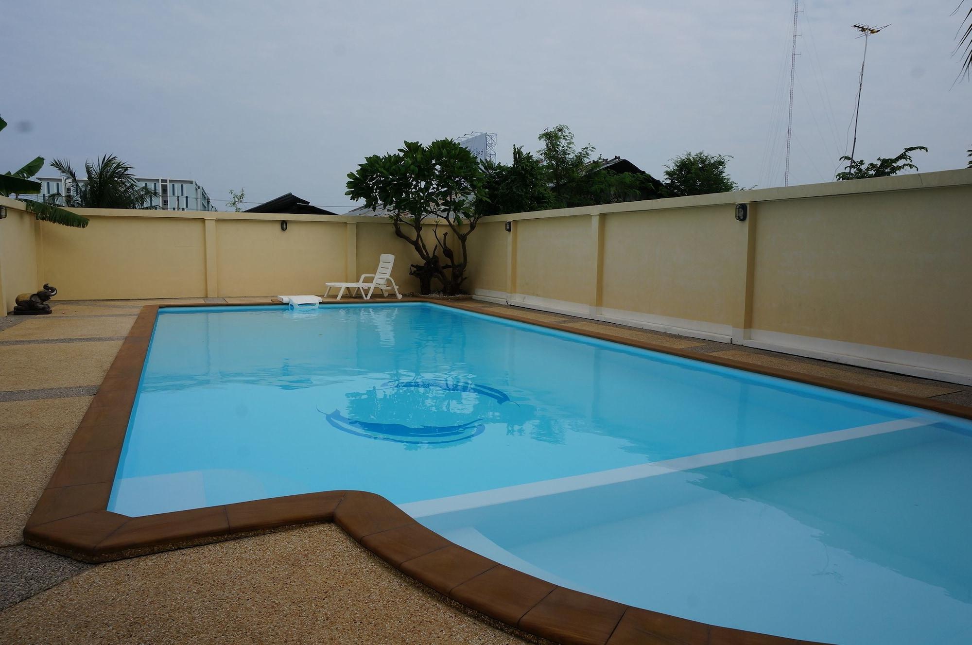 Vista Piscina Iyara Hua Hin Lodge