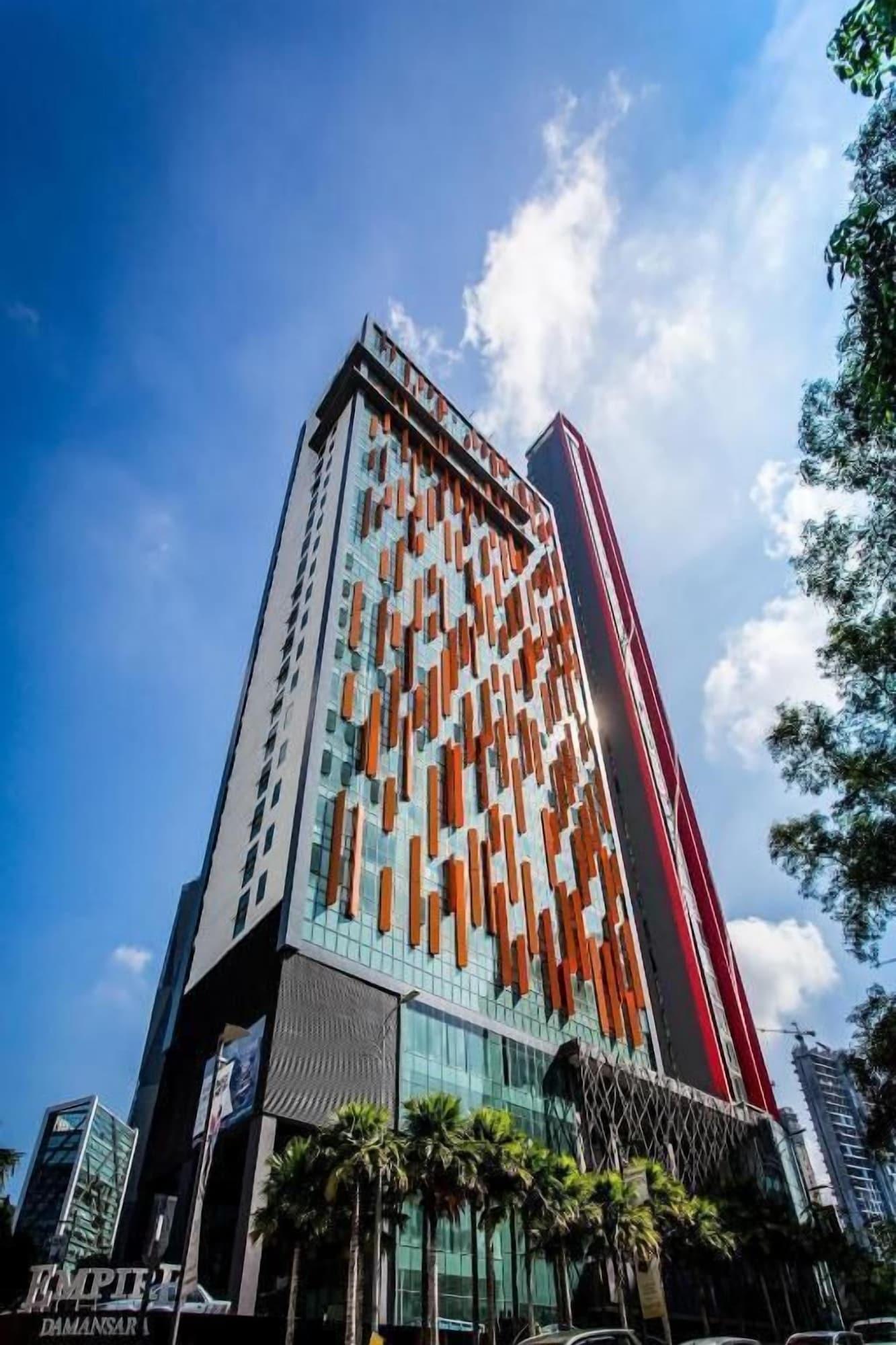 Varios QQ Hotel Rooms Damansara Perdana