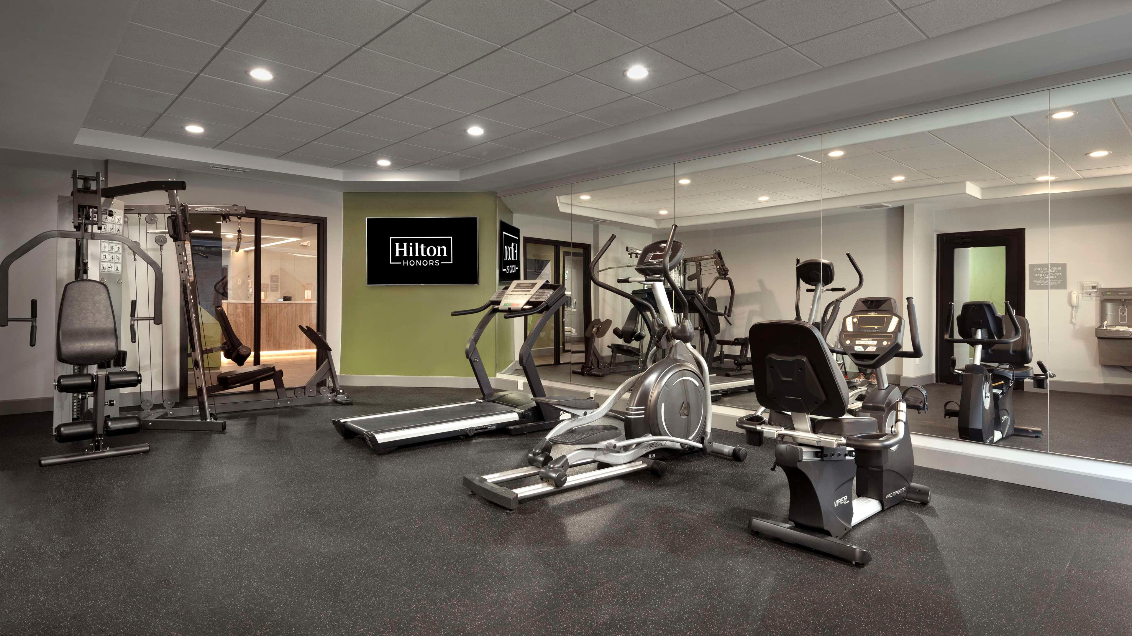 Gimnasio Spark by Hilton Houston Bush Intercontinental Airport