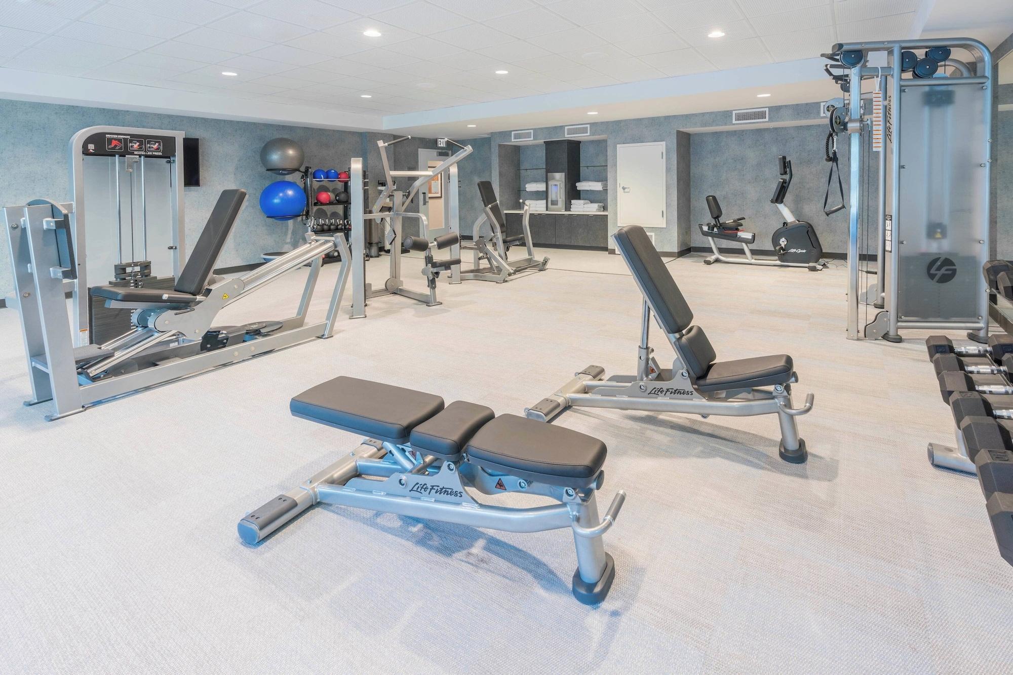 Gimnasio Courtyard by Marriott Thousand Oaks Agoura Hills