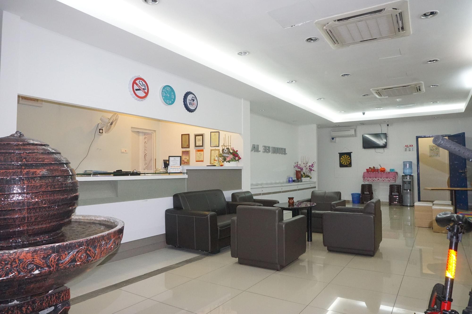 Vista Lobby Sun Inns Hotel Laksamana