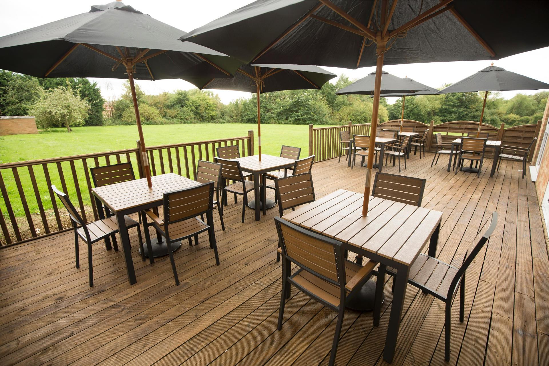 Varios Ramada By Wyndham Milton Keynes